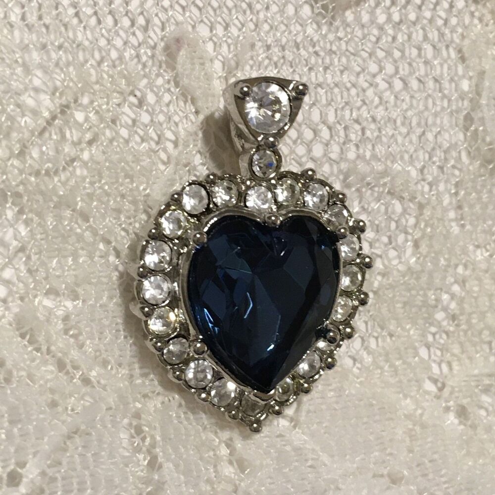 Vintage Avon Blue Heart Pendant Clear Rhinestones Silver Tone Heart of the ocean